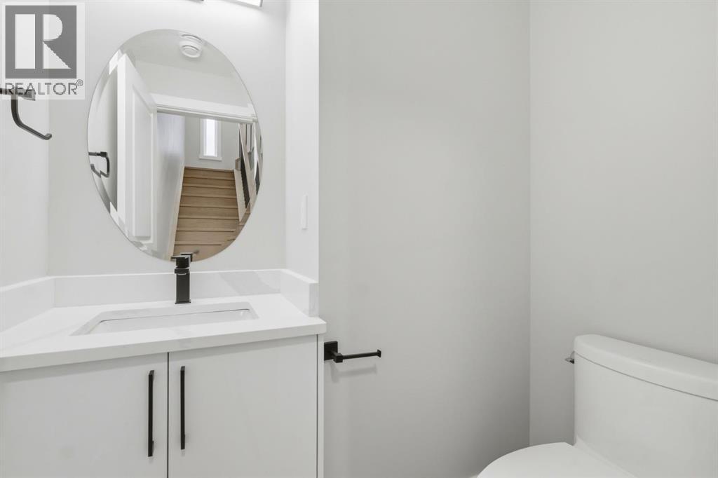 1636 19 Avenue Nw, Calgary, Alberta  T2M 1B1 - Photo 10 - A2293566