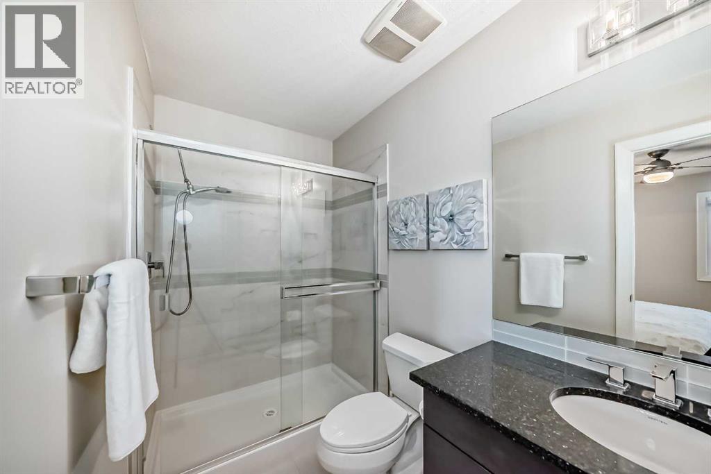 405 Valley Ridge Manor NW, Calgary, Alberta  T3B 6C4 - Photo 15 - A2302399