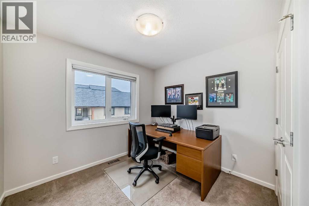 405 Valley Ridge Manor NW, Calgary, Alberta  T3B 6C4 - Photo 19 - A2302399