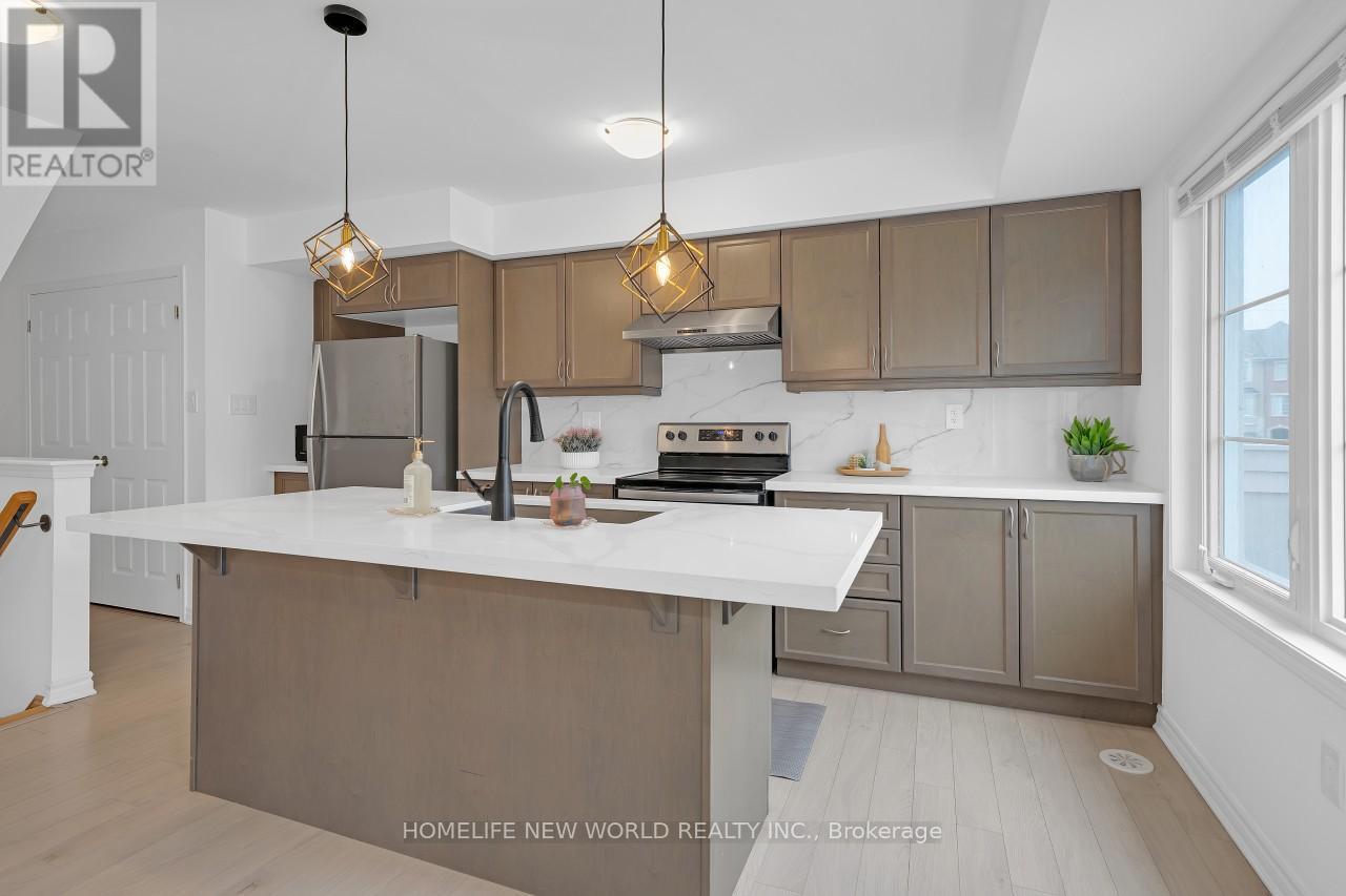 32 Fusilier Drive, Toronto, Ontario  M1L 0J4 - Photo 3 - E12999454