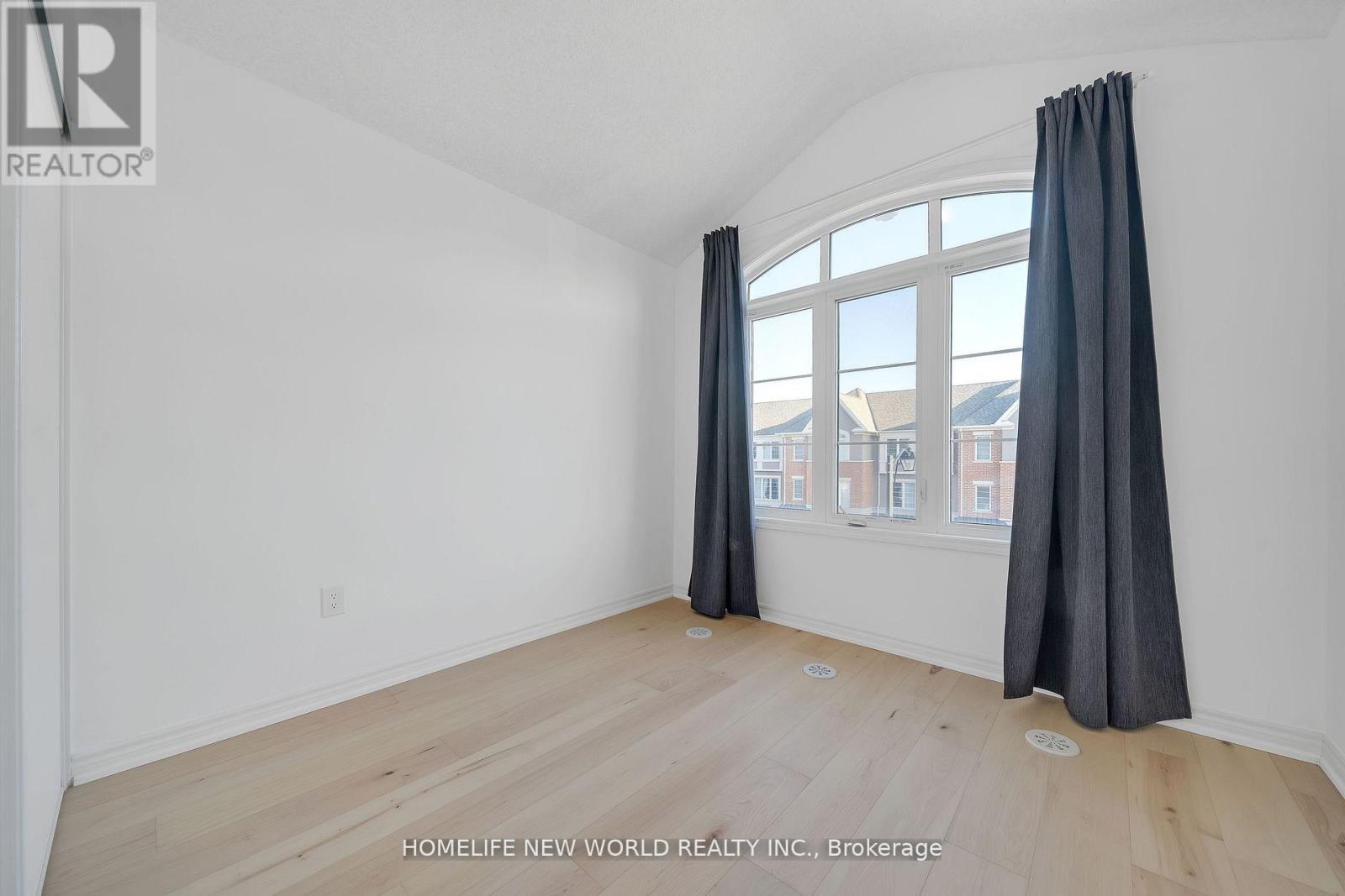 32 Fusilier Drive, Toronto, Ontario  M1L 0J4 - Photo 17 - E12999454