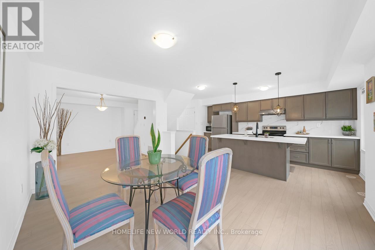 32 Fusilier Drive, Toronto, Ontario  M1L 0J4 - Photo 6 - E12999454