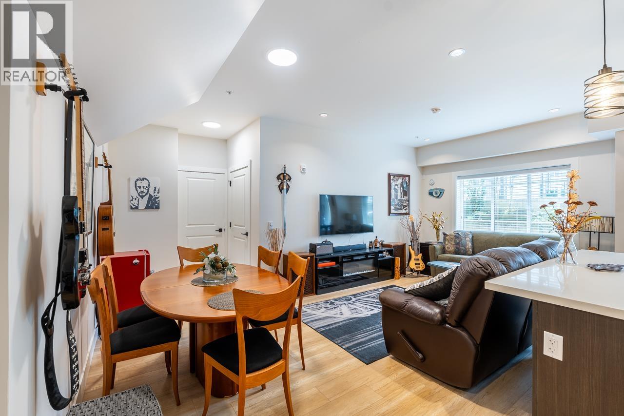 2306 Spring Street, Port Moody, British Columbia  V3H 0M6 - Photo 11 - R3112661