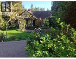 5692 MARINE DRIVE, West Vancouver, British Columbia