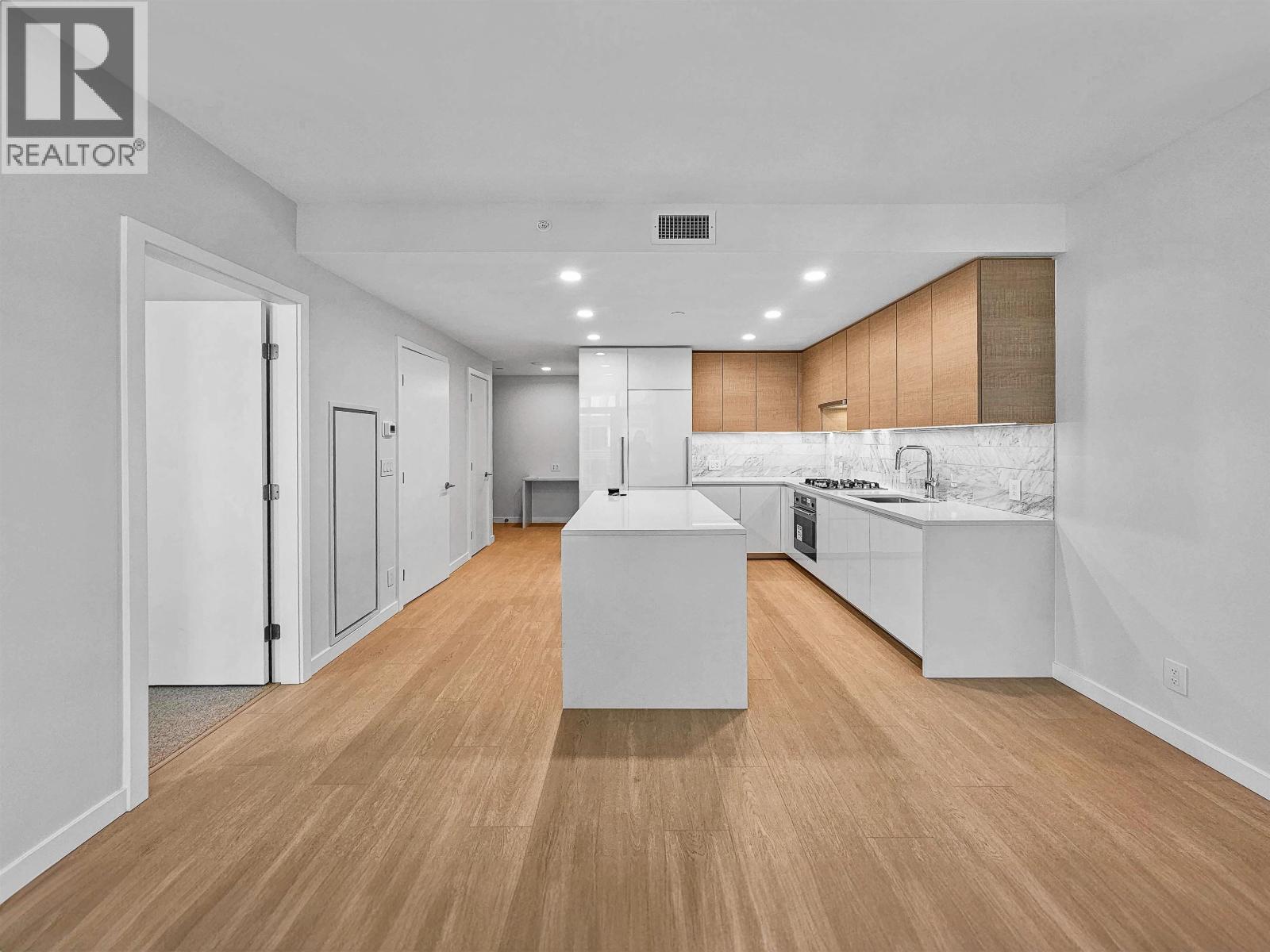 20XX 2186 GILMORE AVENUE, Burnaby, British Columbia