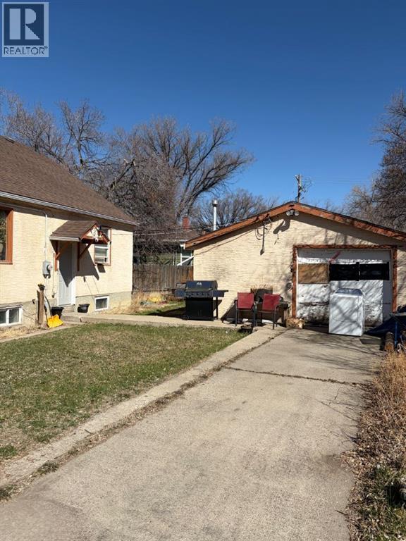 712 9 Avenue S, Lethbridge, Alberta  T1J 1T5 - Photo 5 - A2300993