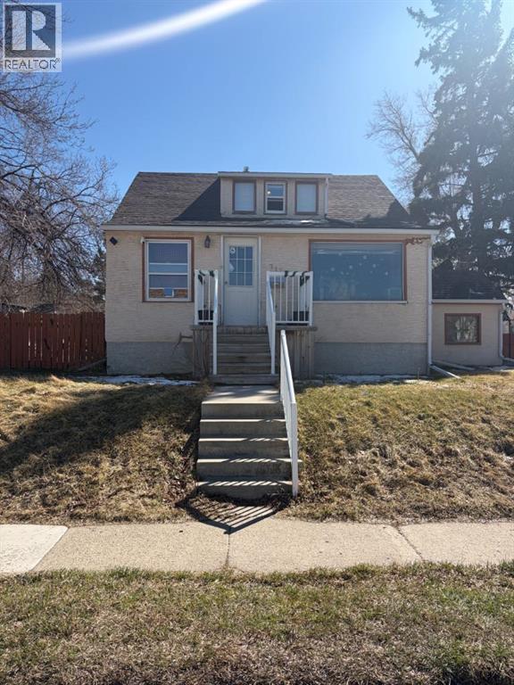 712 9 Avenue S, Lethbridge, Alberta