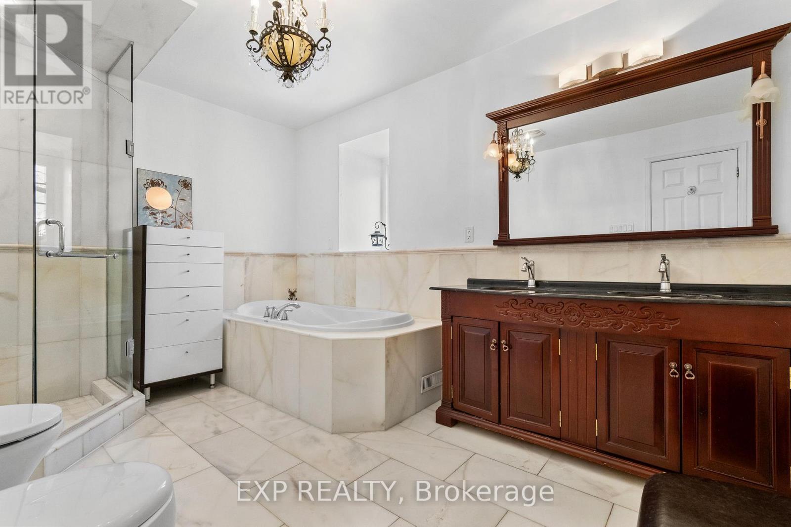 89 Windermere Crescent, Richmond Hill, Ontario  L4C 6Y8 - Photo 30 - N13010396