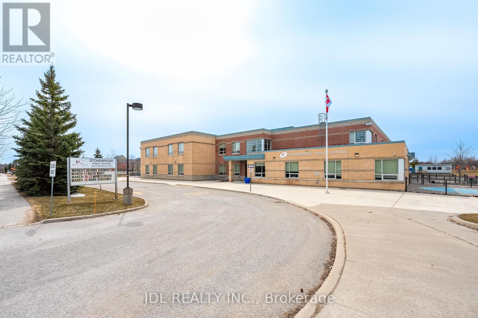 54 Joseph Glover Avenue, Markham, Ontario  L6C 3G5 - Photo 47 - N12948886