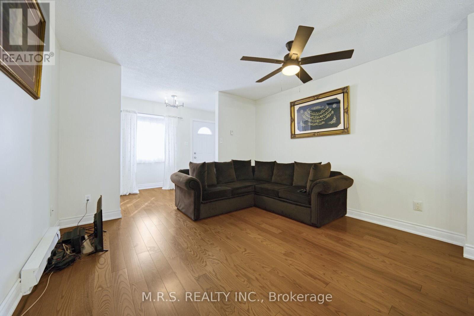 29a South Station Street, Toronto, Ontario  M9N 3T8 - Photo 14 - W13010398