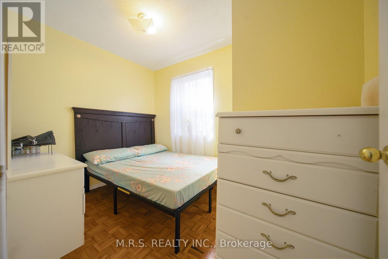 29a South Station Street, Toronto, Ontario  M9N 3T8 - Photo 30 - W13010398