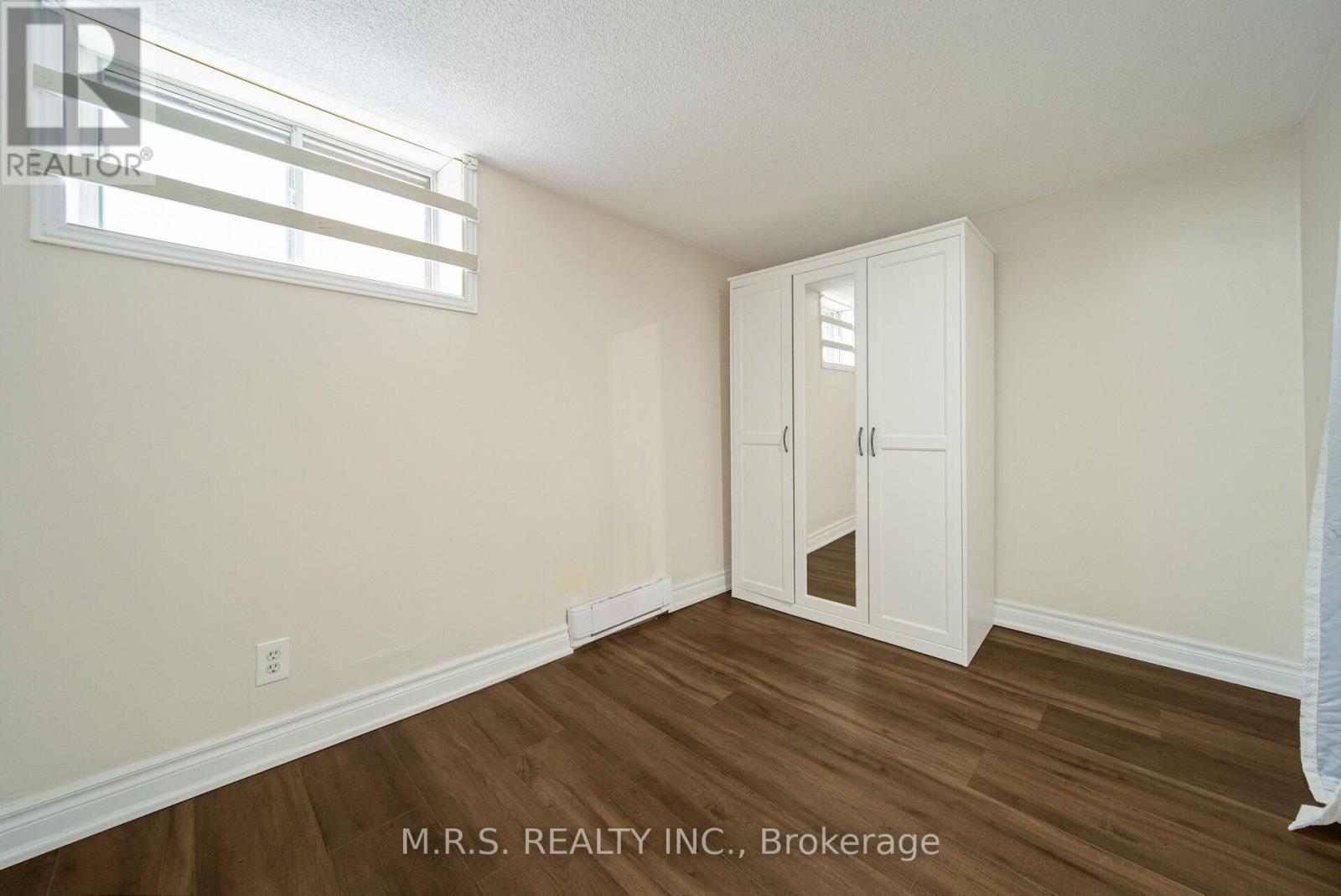 29a South Station Street, Toronto, Ontario  M9N 3T8 - Photo 36 - W13010398