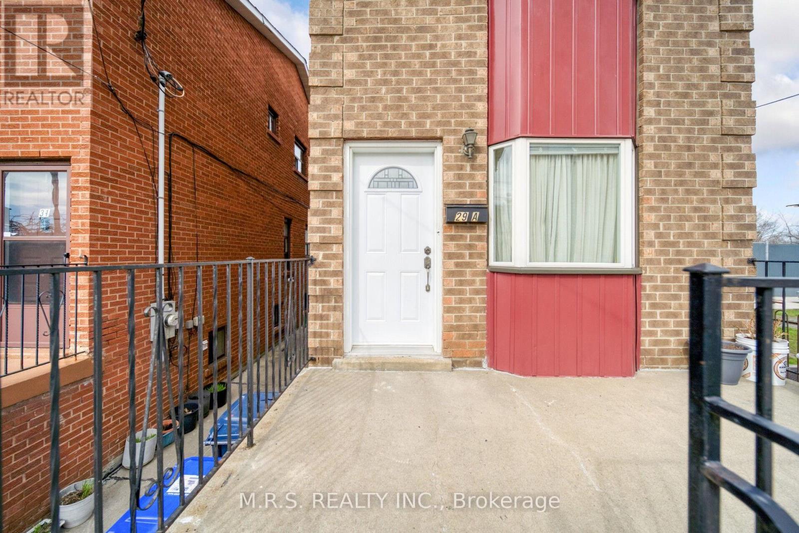 29a South Station Street, Toronto, Ontario  M9N 3T8 - Photo 8 - W13010398