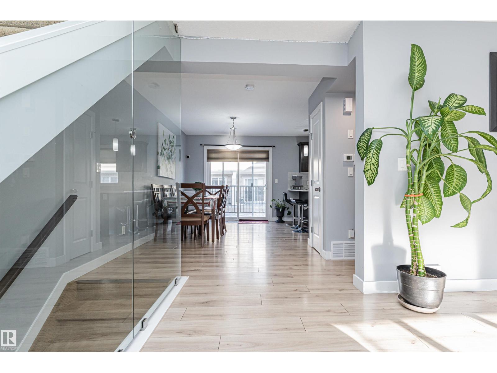 #35 675 ALBANY WY NW NW, Edmonton, Alberta