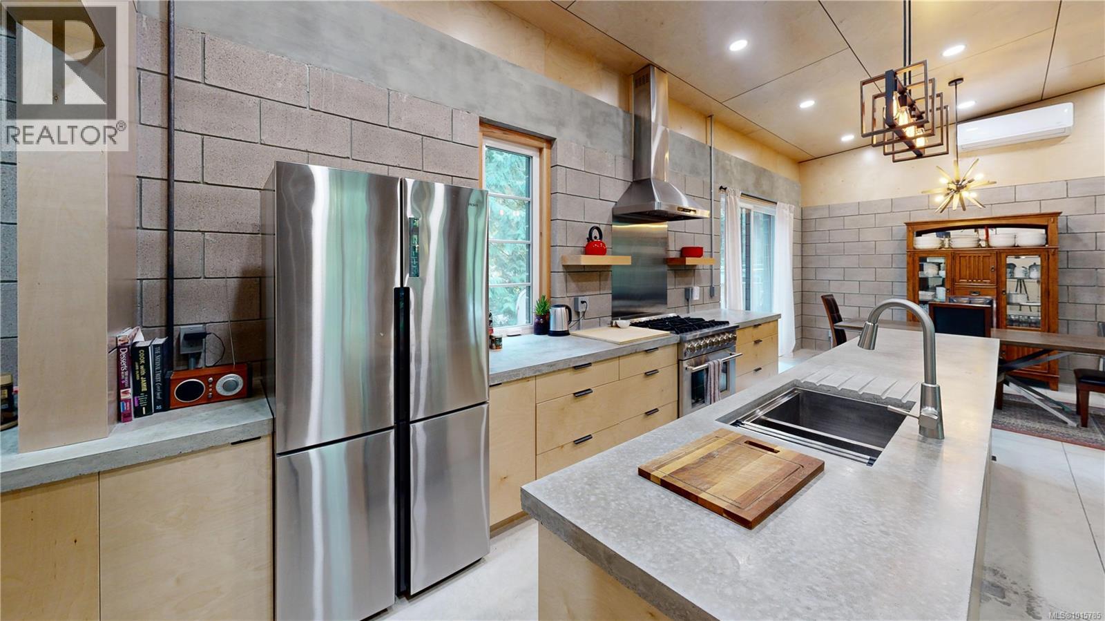 362 Spruce Ave, Gabriola Island, British Columbia  V0R 1X1 - Photo 10 - 1015785