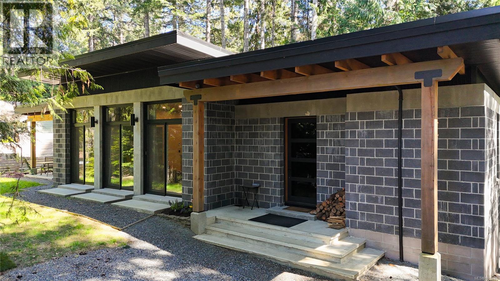 362 Spruce Ave, Gabriola Island, British Columbia