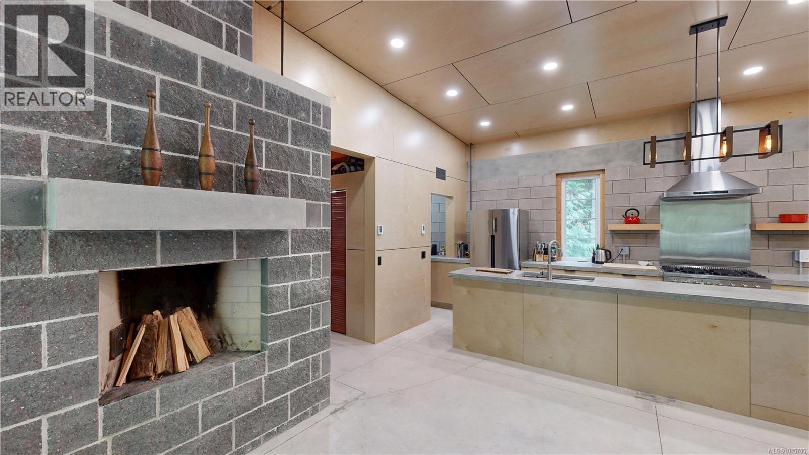 362 Spruce Ave, Gabriola Island, British Columbia  V0R 1X1 - Photo 5 - 1015785