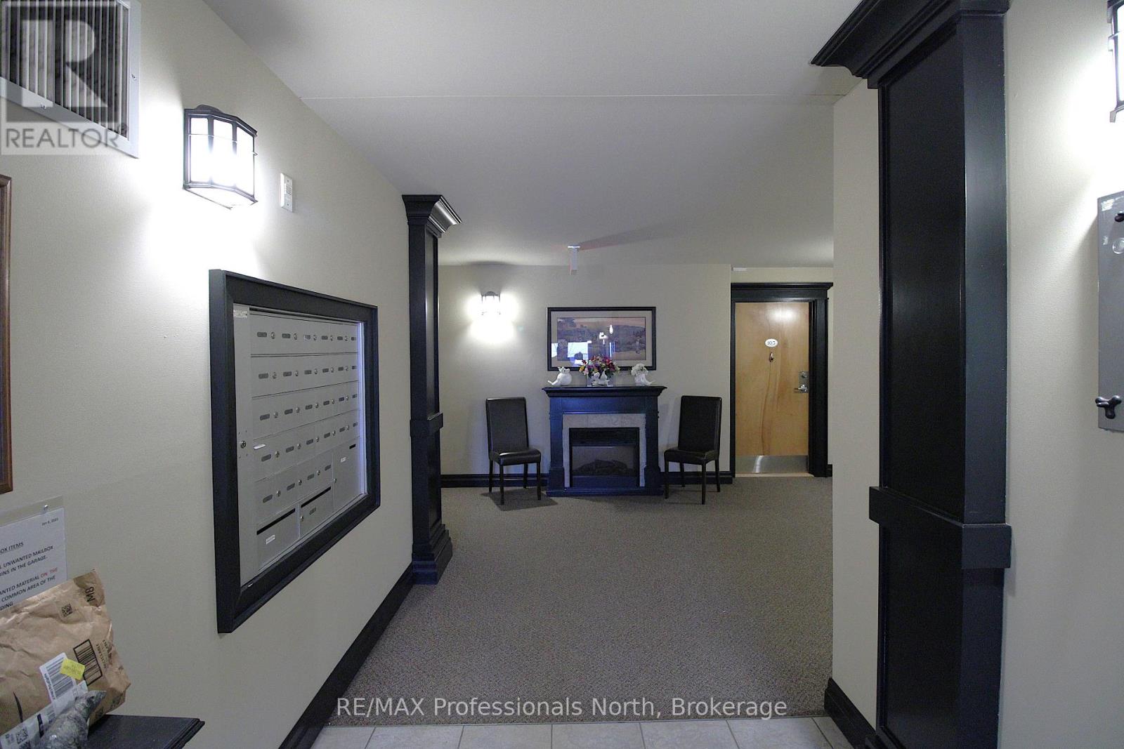 402 - 26 Dairy Lane, Huntsville, Ontario  P1H 0A4 - Photo 3 - X13007402