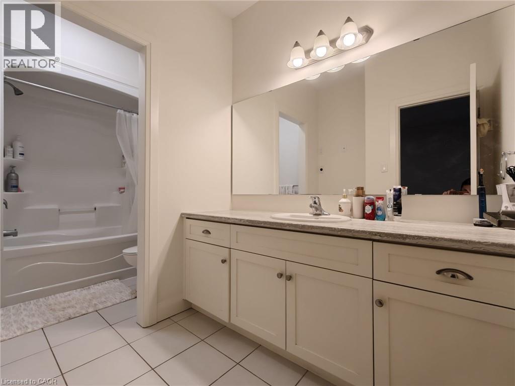 243 Grey Silo Road Unit# 60, Waterloo, Ontario  N2K 0B9 - Photo 23 - 40821105