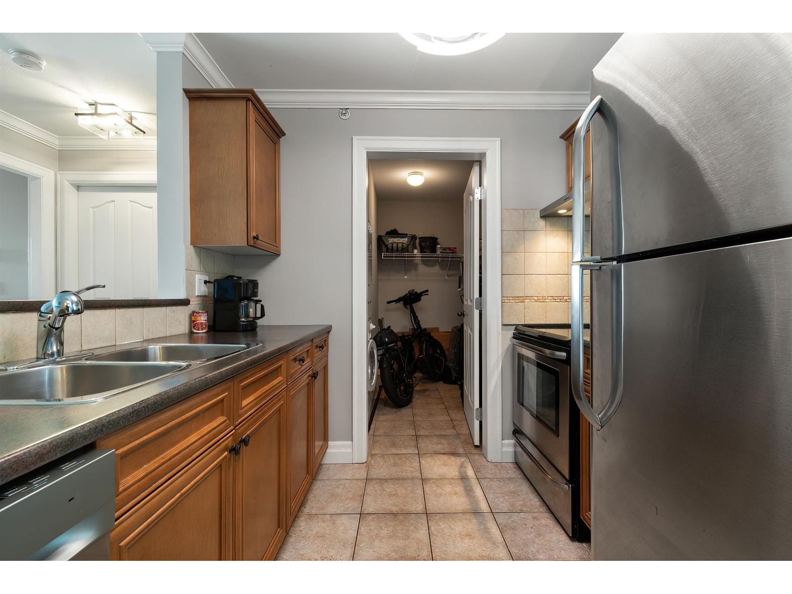 412 45769 Stevenson Road, Sardis East Vedder, Chilliwack, British Columbia  V2R 5Z2 - Photo 4 - R3110217