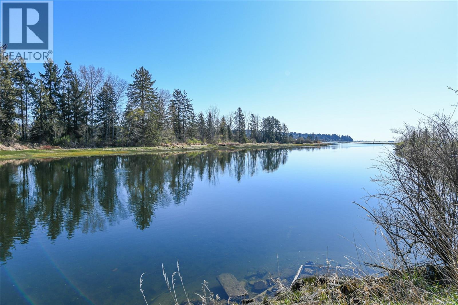 110 1944 Riverside Lane, Courtenay, British Columbia  V9N 0E5 - Photo 32 - 1028790