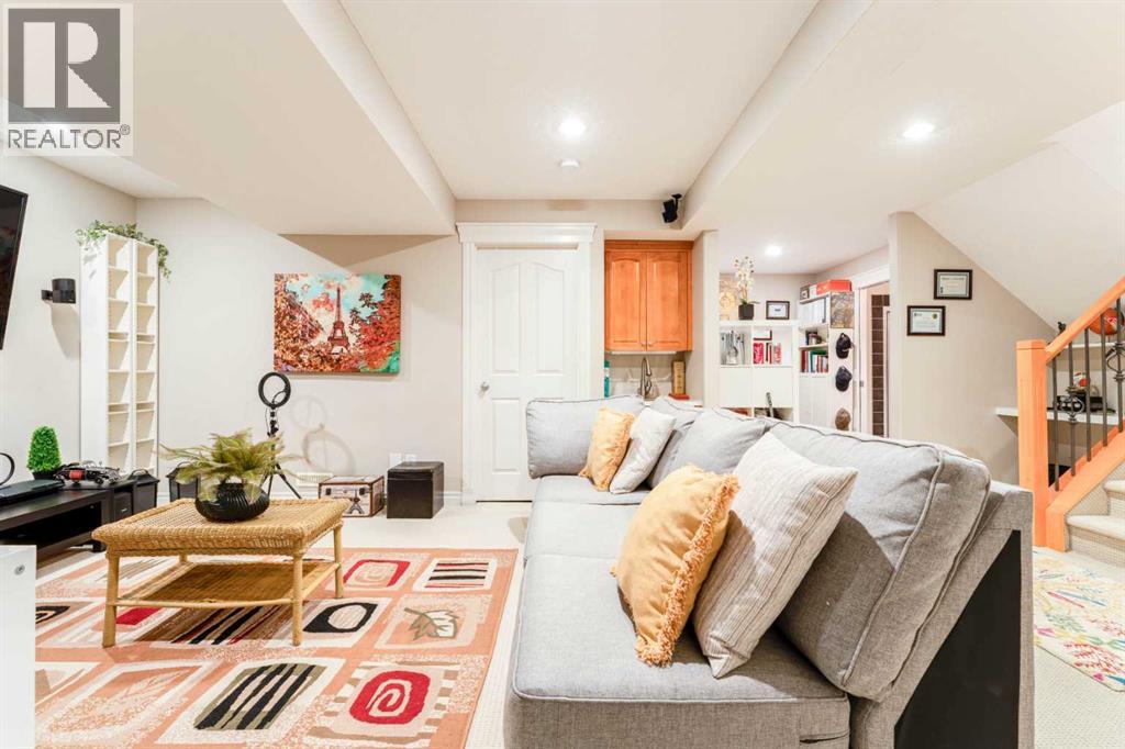 14 Bridlerange Circle SW, Calgary, Alberta  T2Y 5H4 - Photo 33 - A2299317