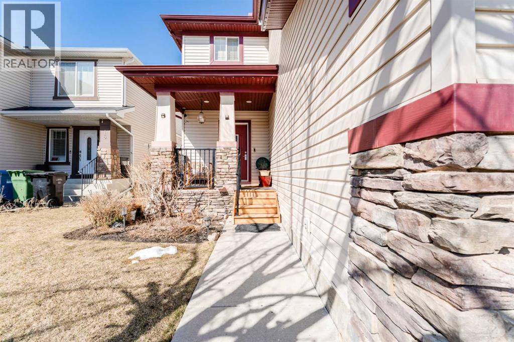 14 Bridlerange Circle SW, Calgary, Alberta  T2Y 5H4 - Photo 2 - A2299317