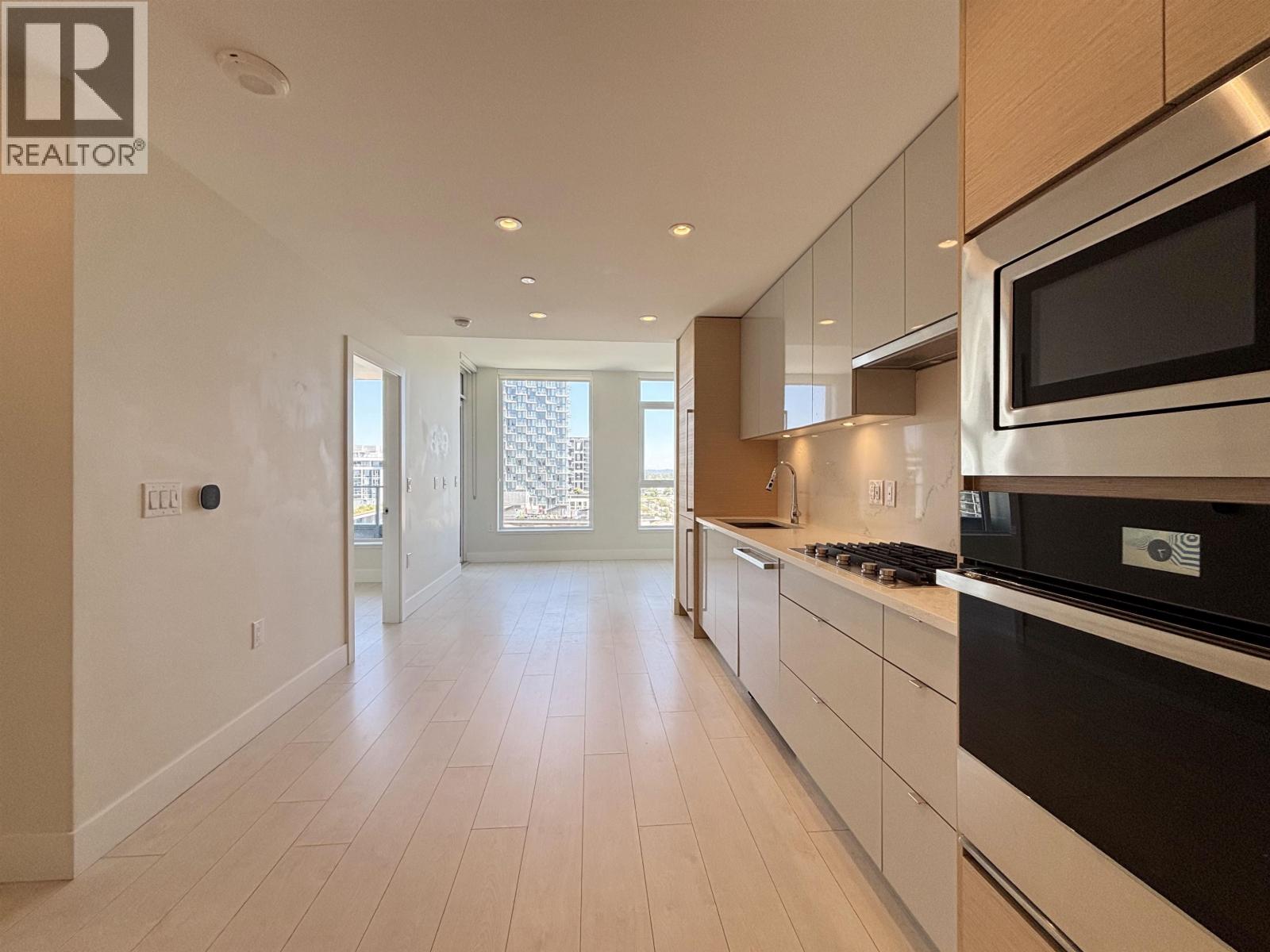 1001 3438 Sawmill Crescent, Vancouver, British Columbia  V5S 0E3 - Photo 2 - R3112438