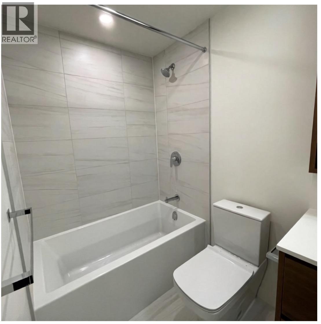 306 595 Austin Avenue, Coquitlam, British Columbia  V3K 0G7 - Photo 10 - R3108308