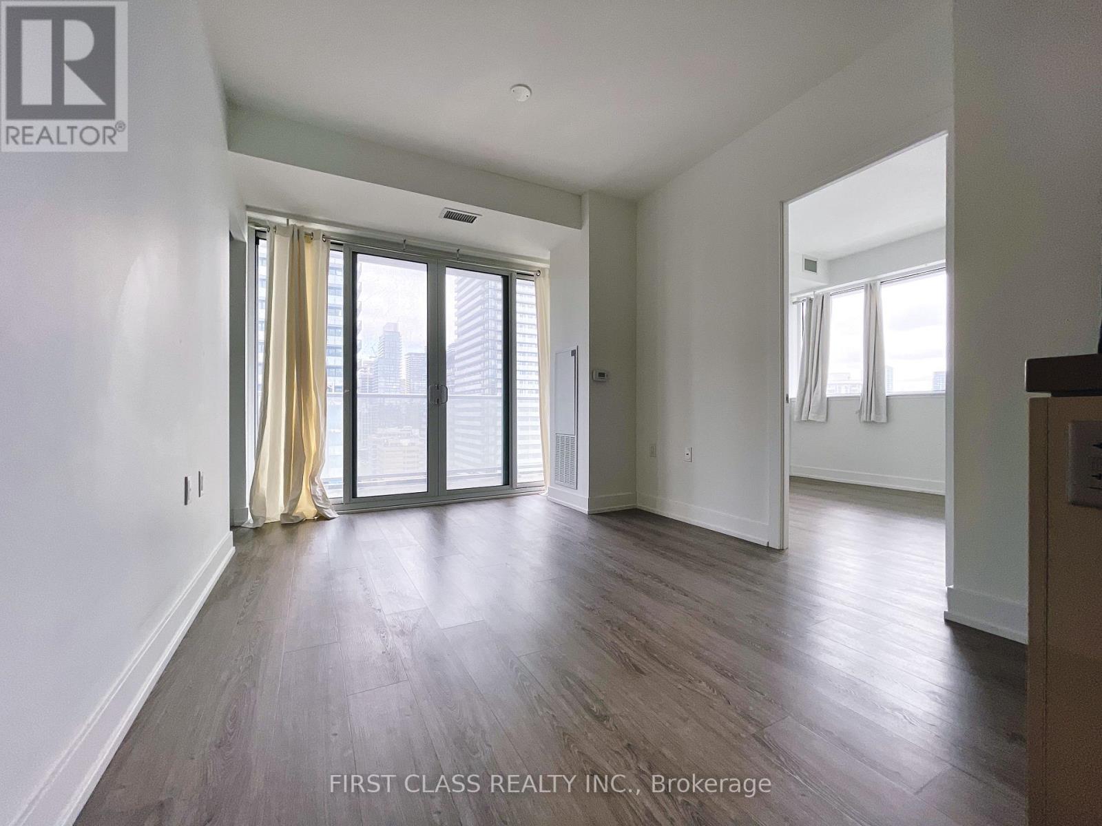 2305 - 7 Grenville Street, Toronto, Ontario  M4Y 1A1 - Photo 4 - C13010416