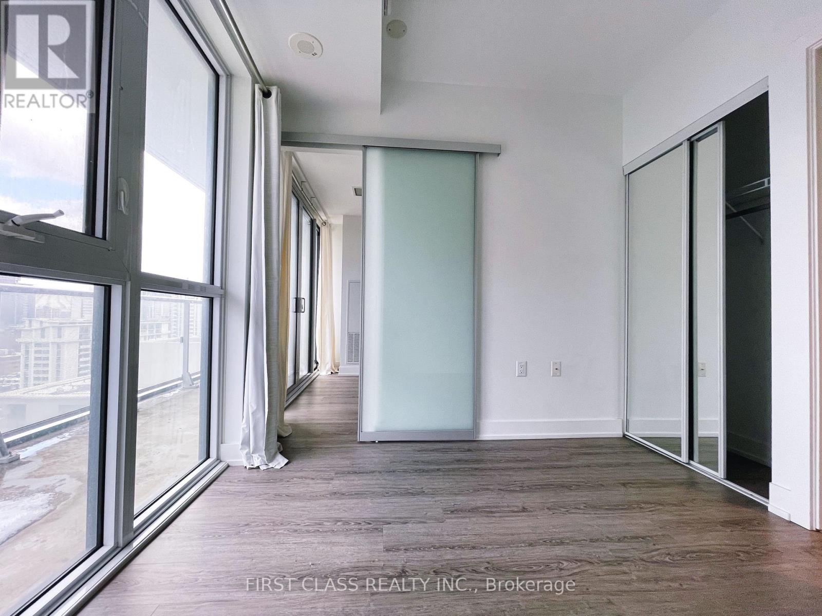 2305 - 7 Grenville Street, Toronto, Ontario  M4Y 1A1 - Photo 7 - C13010416