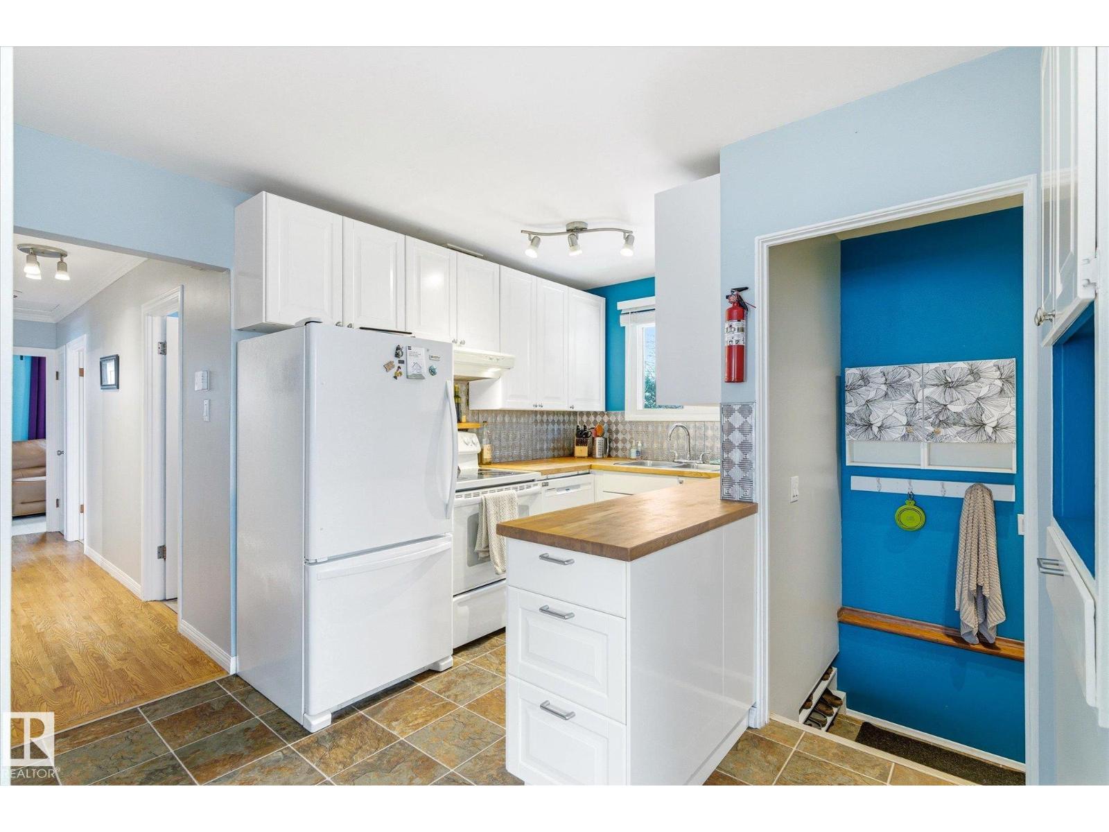 4315 105a Av Nw, Edmonton, Alberta  T6A 1B7 - Photo 12 - E4482745