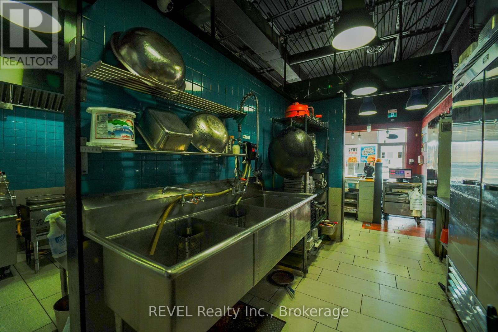 2 - 1435 Plains Road E, Burlington, Ontario  L7R 3P9 - Photo 12 - W13010404