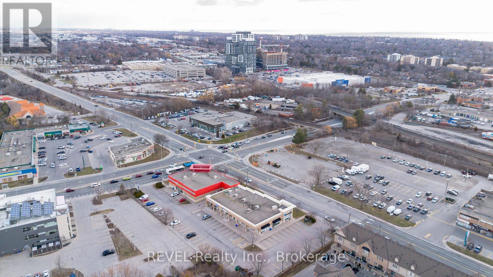 2 - 1435 Plains Road E, Burlington, Ontario  L7R 3P9 - Photo 15 - W13010404