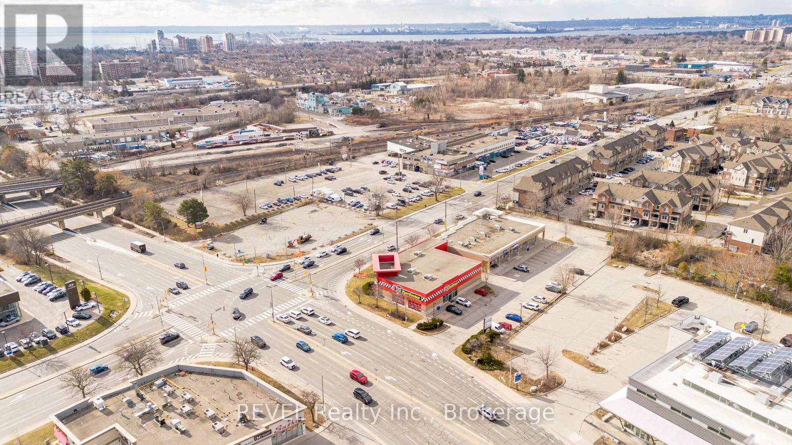 2 - 1435 Plains Road E, Burlington, Ontario  L7R 3P9 - Photo 16 - W13010404