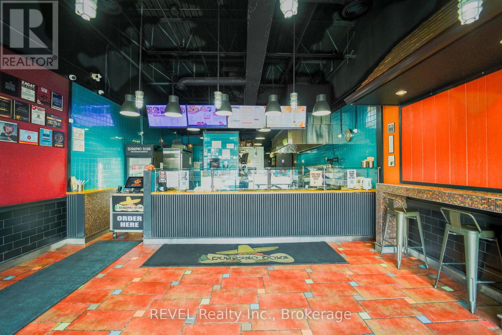 2 - 1435 Plains Road E, Burlington, Ontario  L7R 3P9 - Photo 4 - W13010404