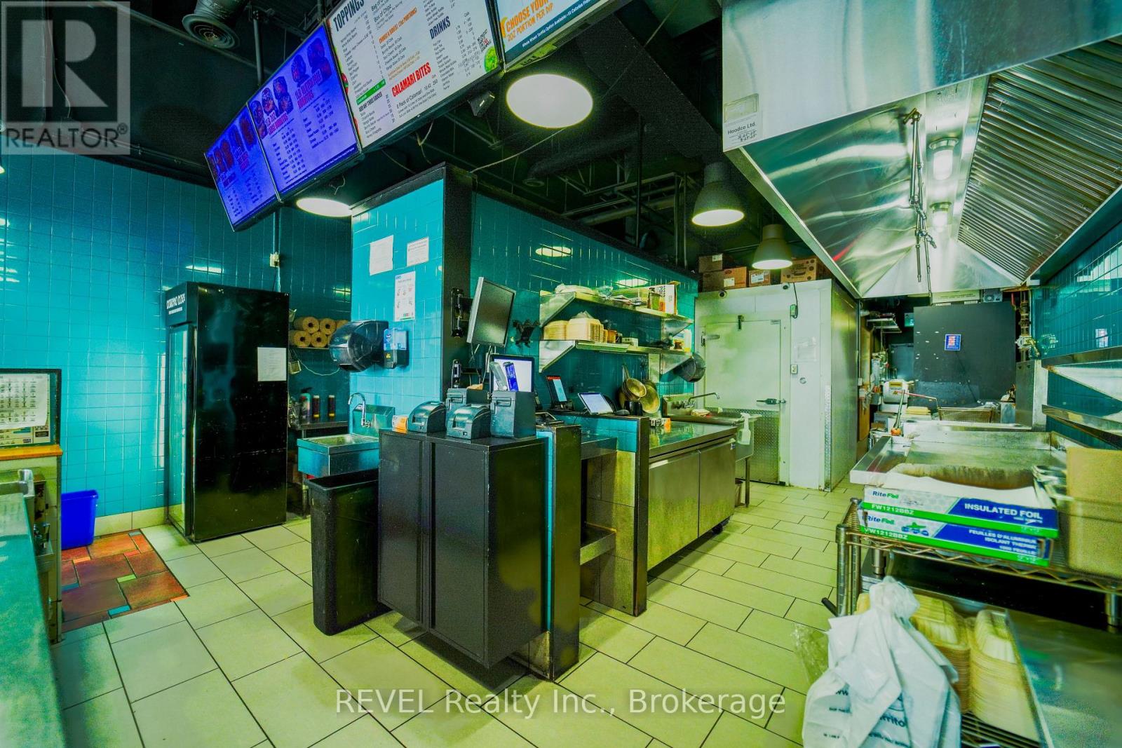 2 - 1435 Plains Road E, Burlington, Ontario  L7R 3P9 - Photo 7 - W13010404