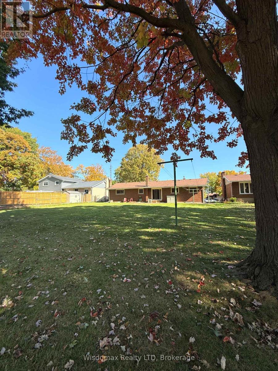 Upper - 15 Pamela Drive, Thorold, Ontario  L2V 2X7 - Photo 17 - X13010402