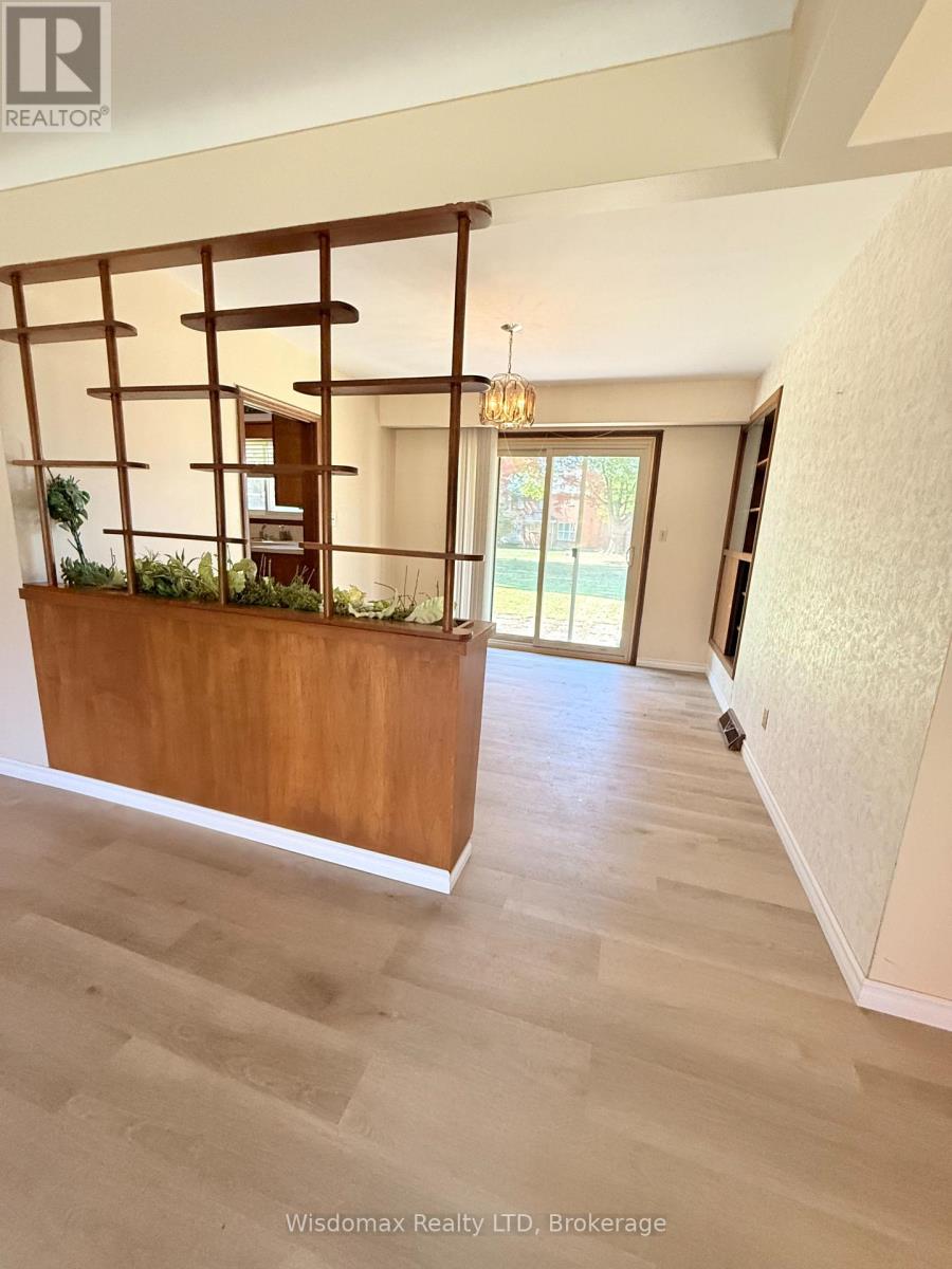 Upper - 15 Pamela Drive, Thorold, Ontario  L2V 2X7 - Photo 4 - X13010402