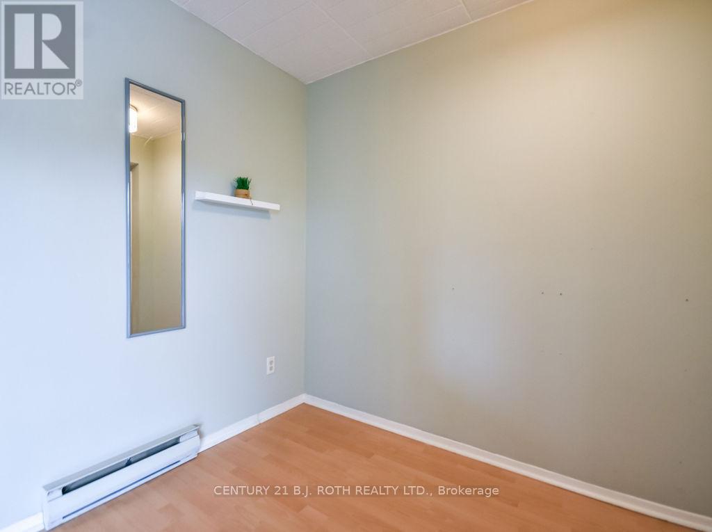 219 - 1102 Horseshoe Valley Road, Oro-Medonte, Ontario  L4M 4Y8 - Photo 4 - S13010406