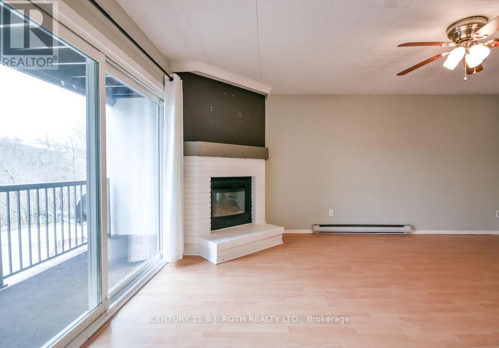 219 - 1102 Horseshoe Valley Road, Oro-Medonte, Ontario  L4M 4Y8 - Photo 8 - S13010406