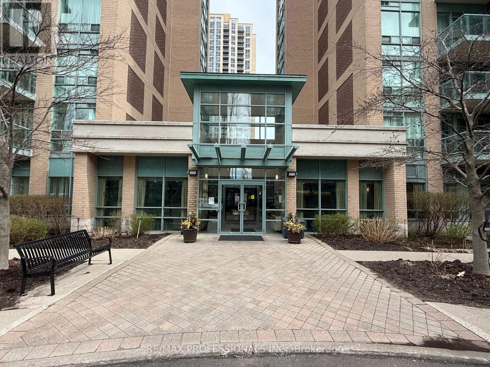 1406 - 7 MICHAEL POWER PLACE, Toronto, Ontario