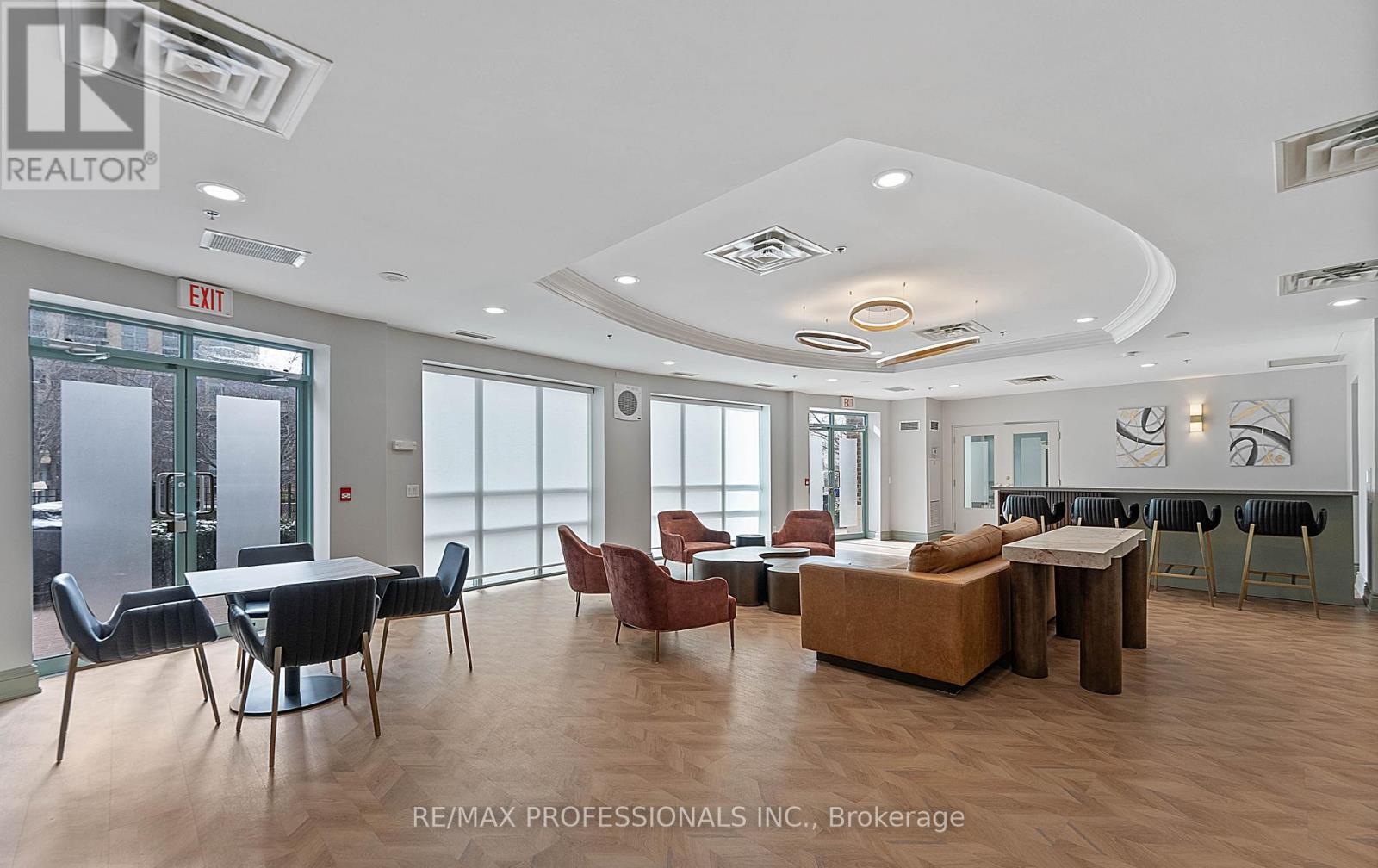 1406 - 7 Michael Power Place, Toronto, Ontario  M9A 0A4 - Photo 18 - W13010412