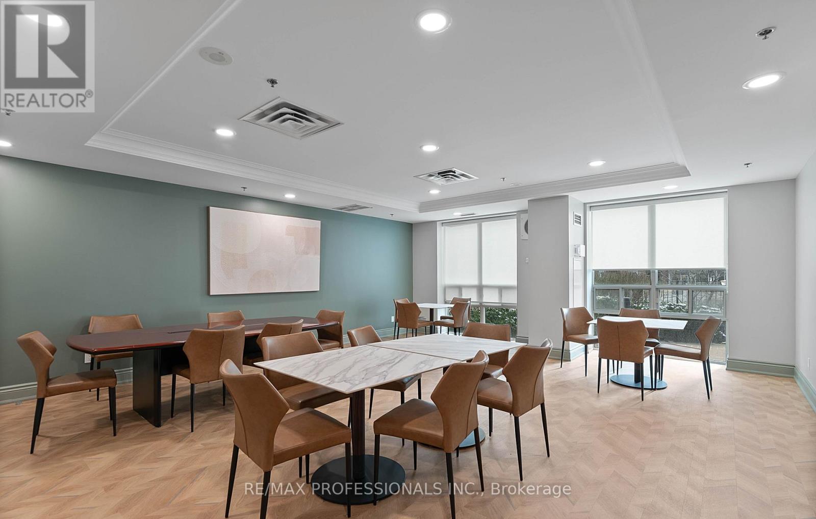 1406 - 7 Michael Power Place, Toronto, Ontario  M9A 0A4 - Photo 21 - W13010412