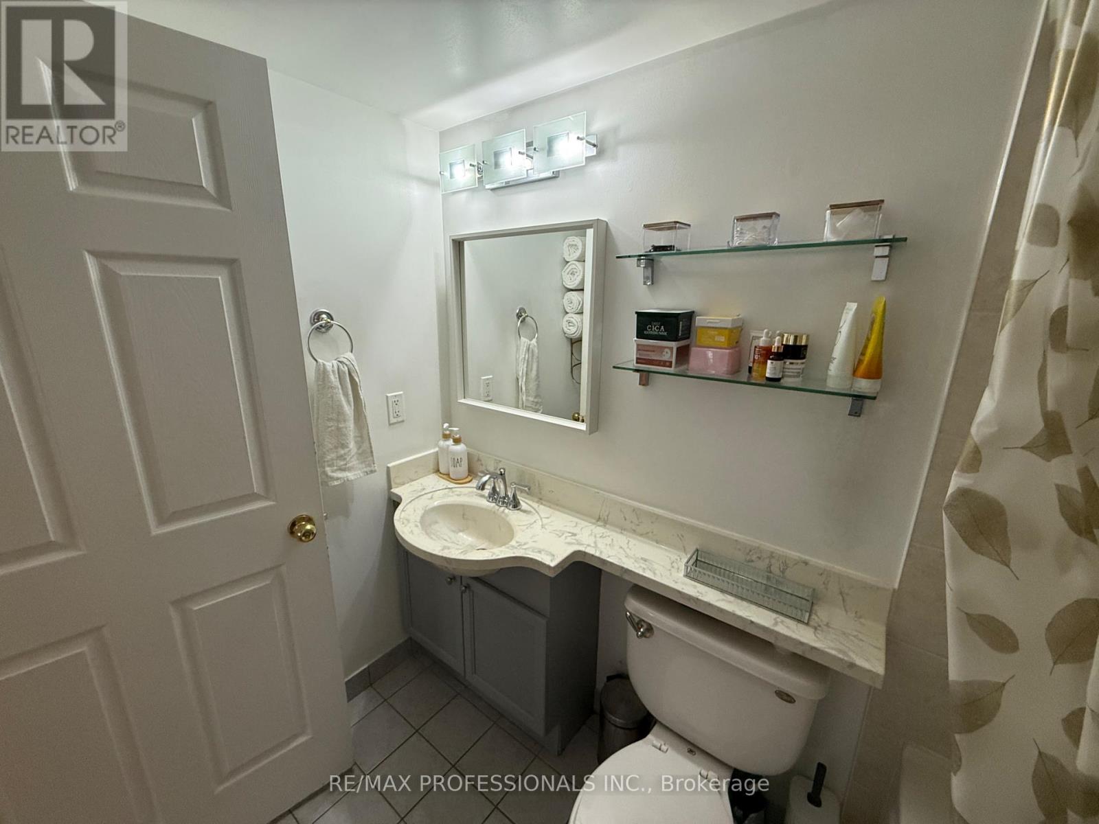 1406 - 7 Michael Power Place, Toronto, Ontario  M9A 0A4 - Photo 32 - W13010412