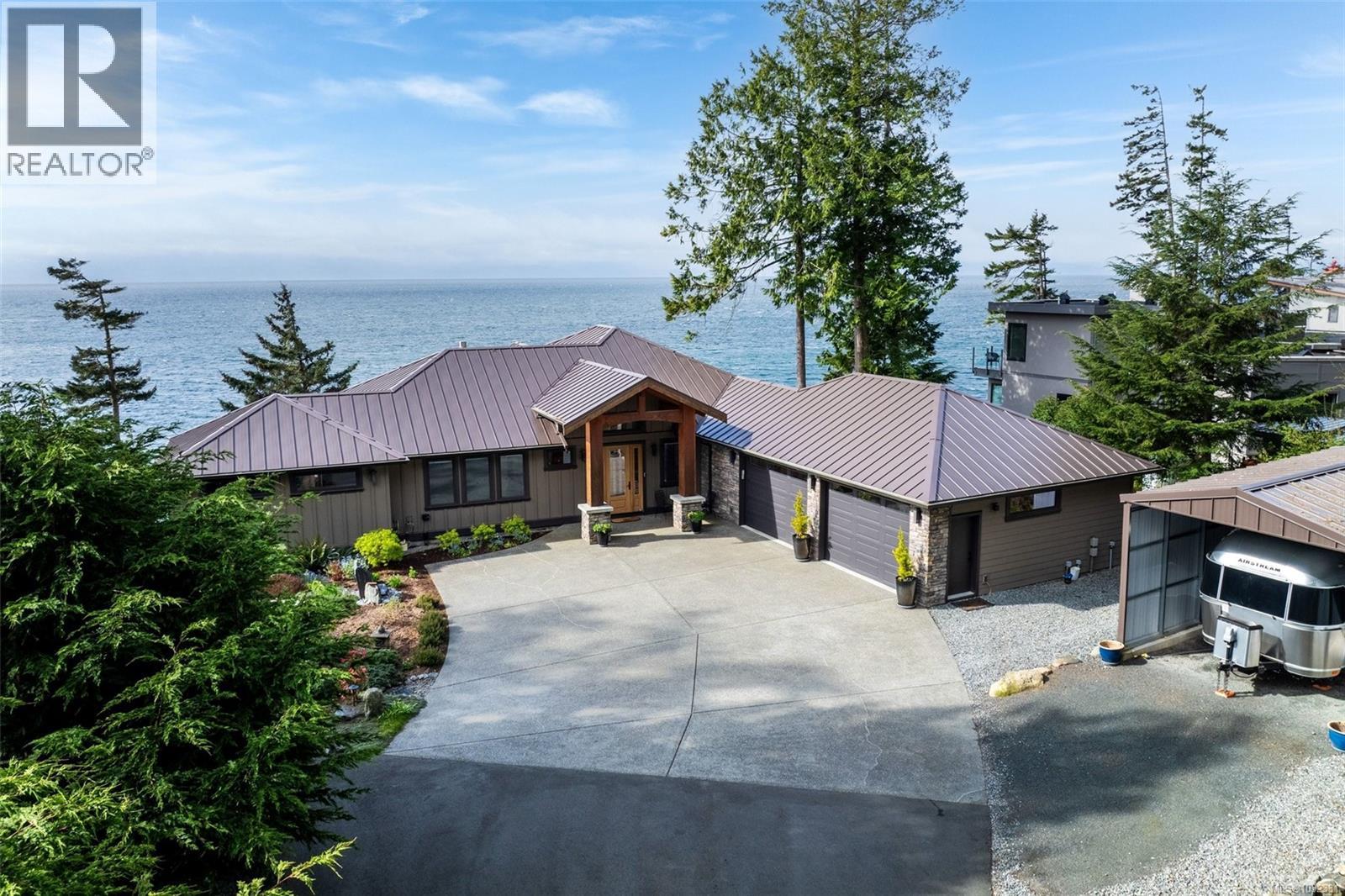 2480 Lighthouse Point Rd, Sooke, British Columbia  V9Z 1G7 - Photo 3 - 1032331