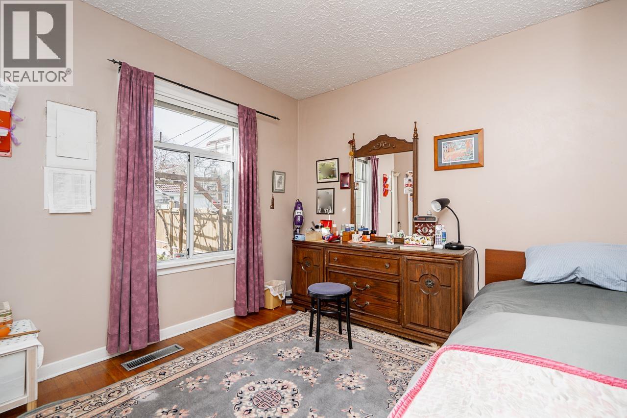 1296 E 27th Avenue, Vancouver, British Columbia  V5V 2L8 - Photo 13 - R3089795