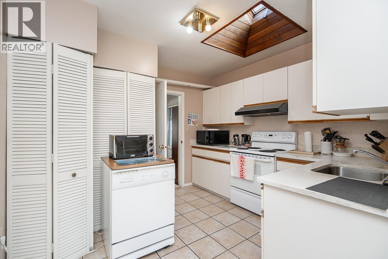 1296 E 27th Avenue, Vancouver, British Columbia  V5V 2L8 - Photo 7 - R3089795