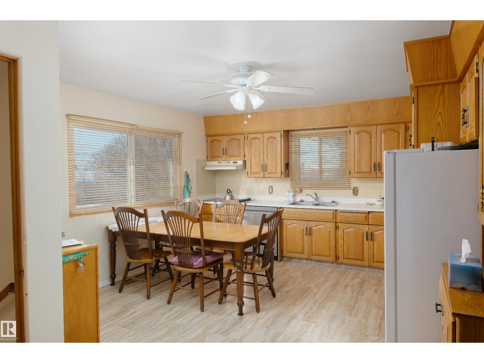 4421 57 Av, Barrhead, Alberta  T7N 1C2 - Photo 8 - E4482747