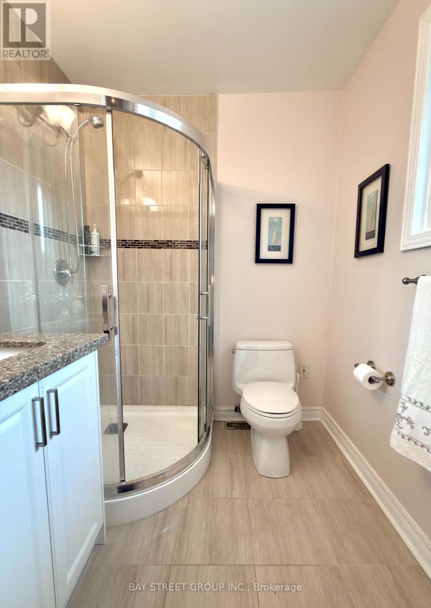 43 Appian Drive, Toronto, Ontario  M2J 2P8 - Photo 15 - C12980710